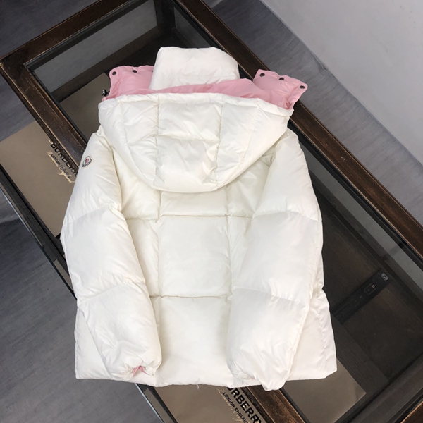 ハイクオリティダウンジャケット全体デザイン